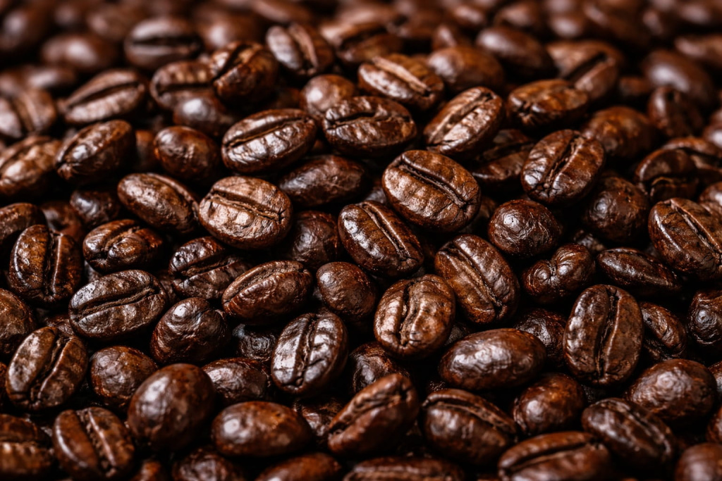 fotografiya-zeren-temnoy-obzharki.jpg Фотография зерен темной обжарки