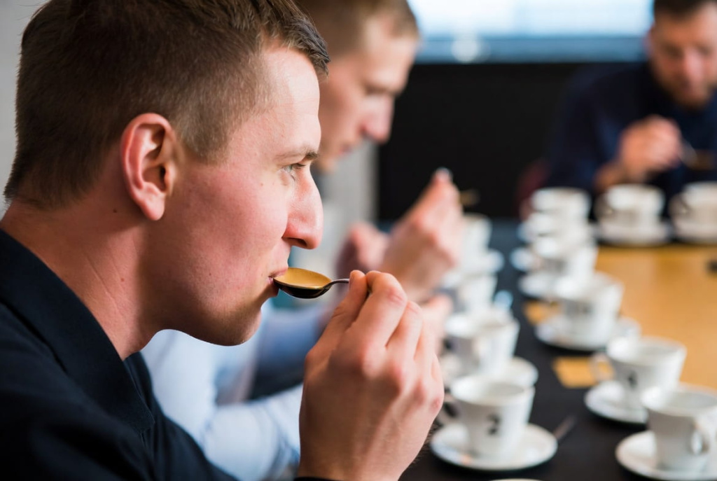 Каппер в момент аэрации